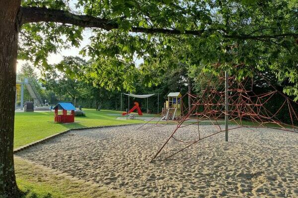 Freibad Sandspielplatz 001